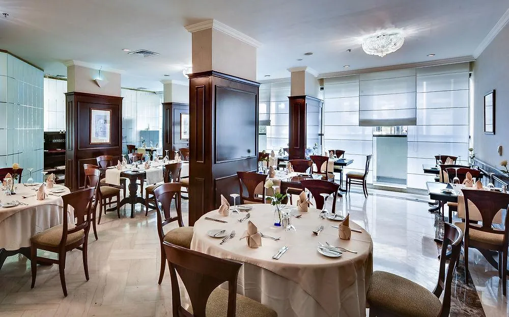 Ramada By Wyndham Continental Jeddah Hotel
