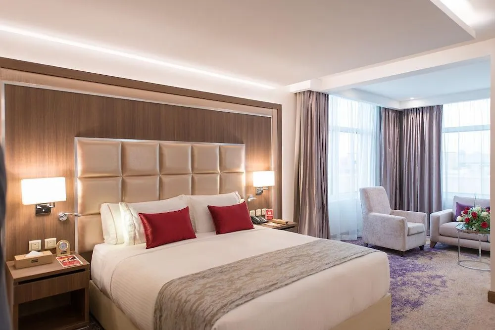 Ramada By Wyndham Continental Jeddah Hotel 3*,