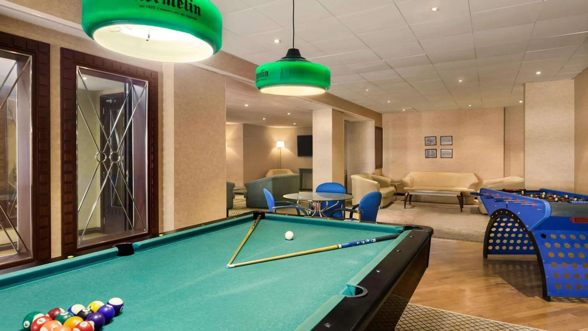 Ramada By Wyndham Continental Jeddah Hotel 3*,