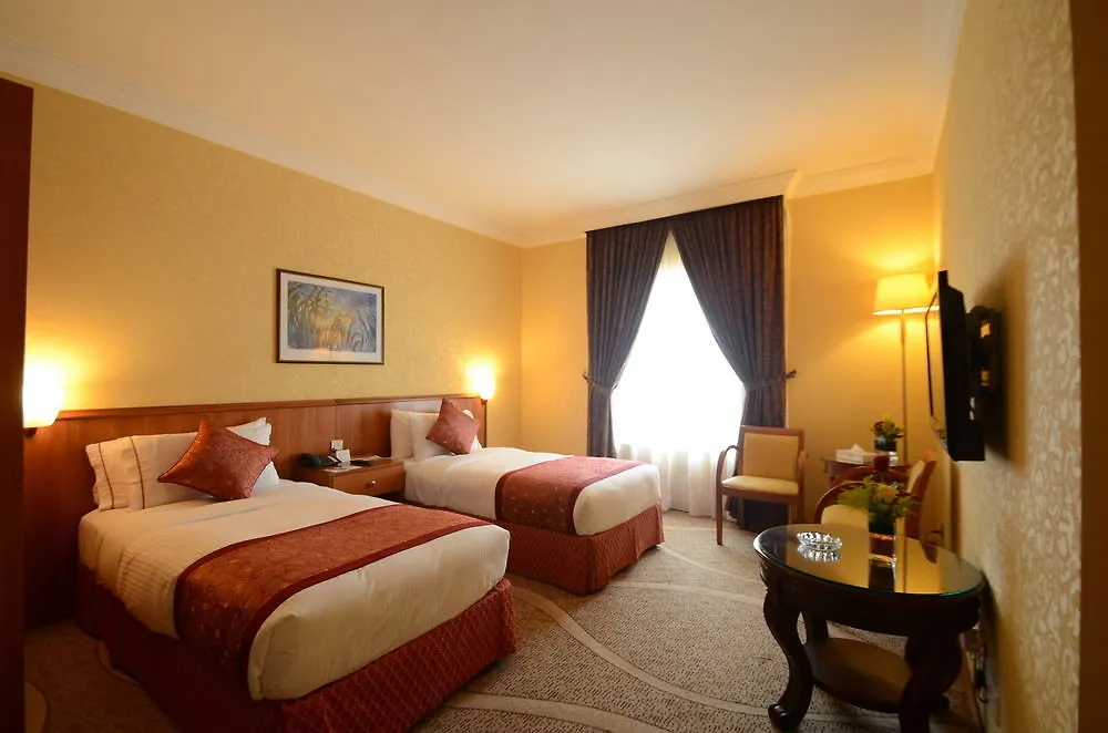Ramada By Wyndham Continental Jeddah Hotel 3*,