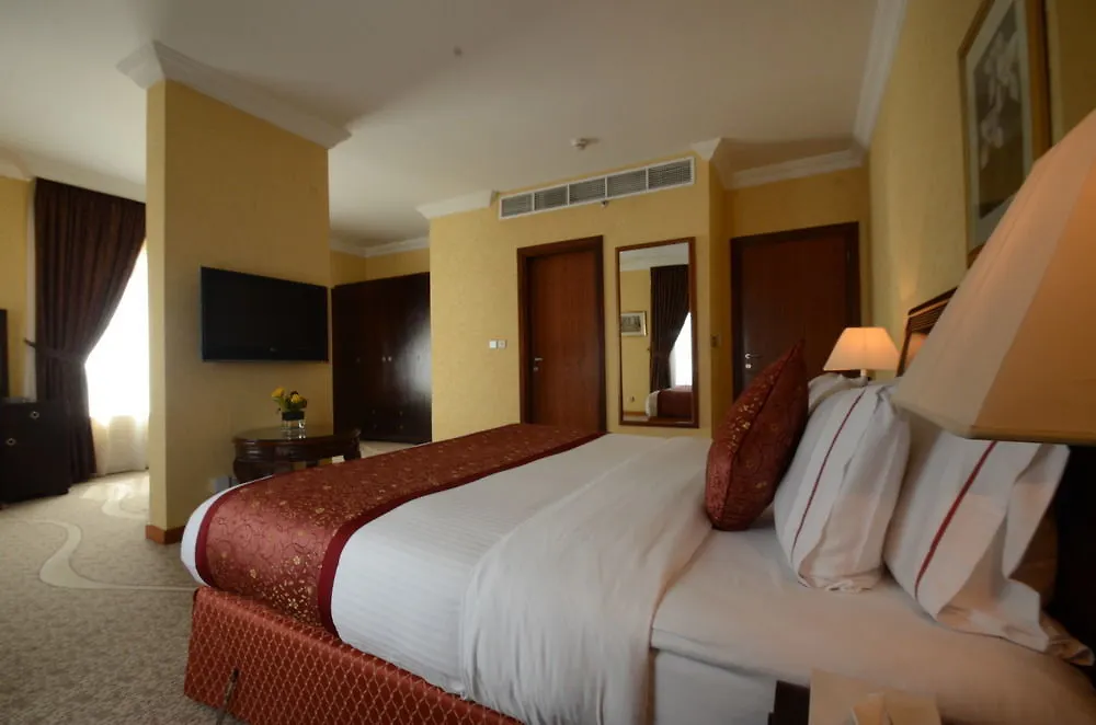 Ramada By Wyndham Continental Jeddah Hotel