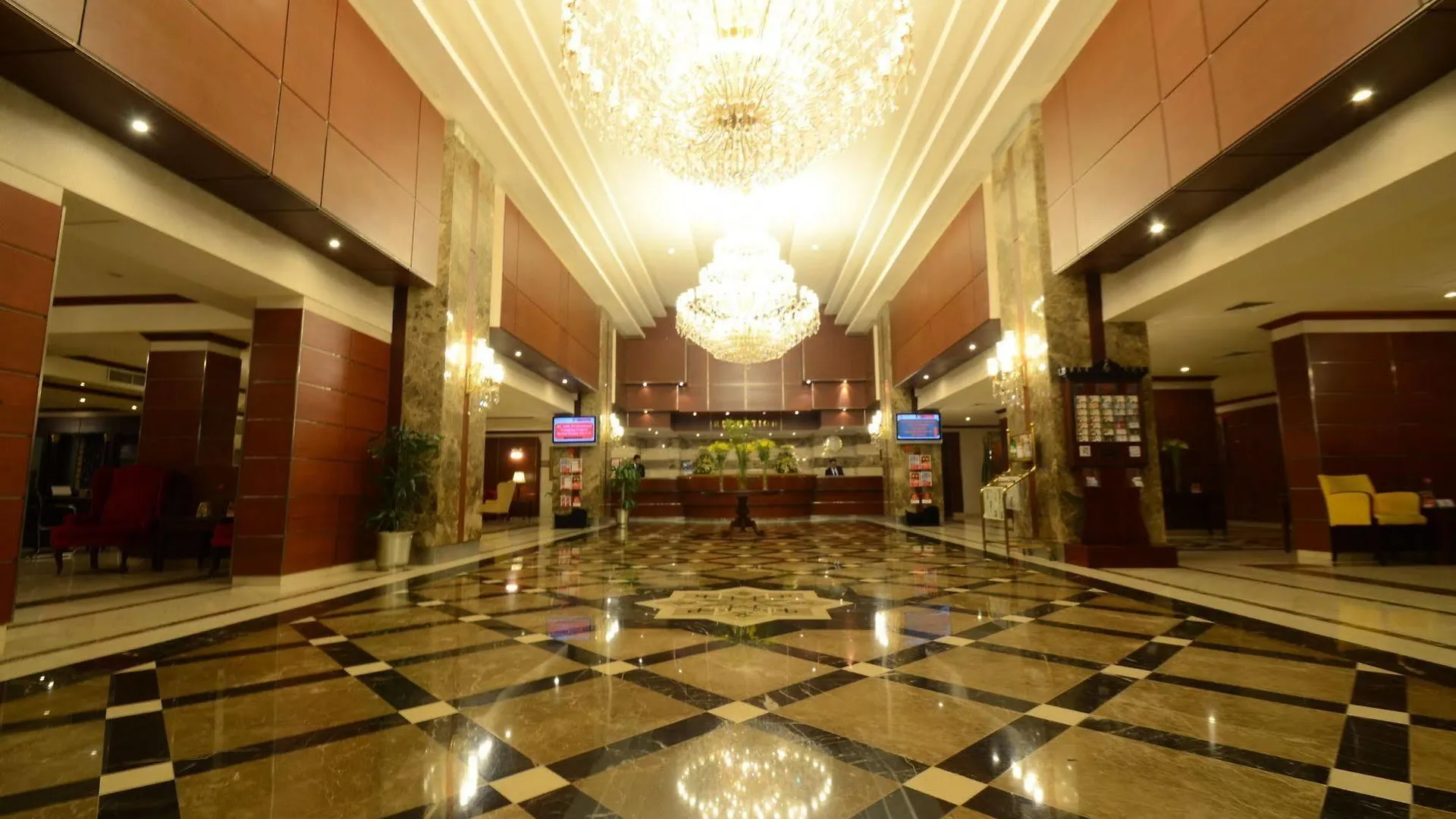 Ramada By Wyndham Continental Jeddah Hotel