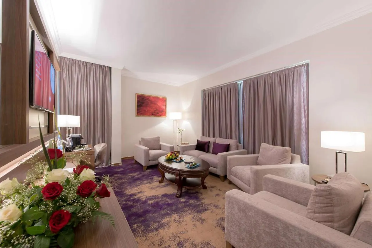 Ramada By Wyndham Continental Jeddah Hotel