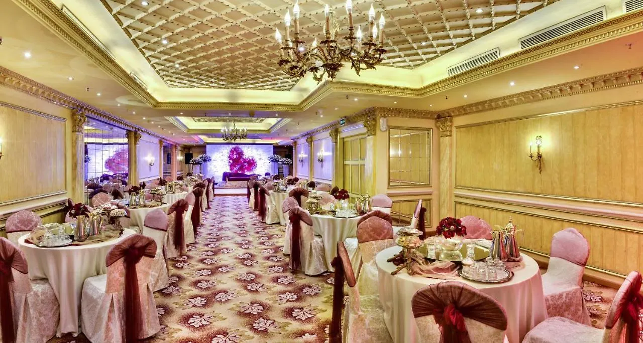 Ramada By Wyndham Continental Jeddah Hotel 3*,
